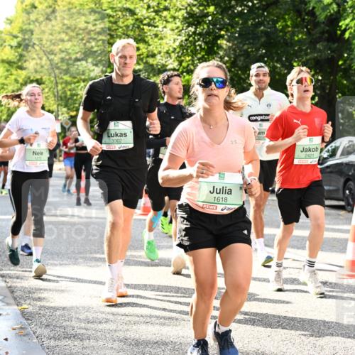 20.09.2026 - PSD Bank Halbmarathon Dr. Thomas Lammeyer http://msf.ph/oto/10497456 20.09.2026 10:47:22 Laufen 1272, 3302, 1618, 3008, 2421 meine-sportfotos.de