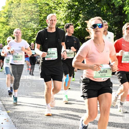 20.09.2026 - PSD Bank Halbmarathon Dr. Thomas Lammeyer http://msf.ph/oto/10497458 20.09.2026 10:47:22 Laufen 1272, 3302, 1426, 1618, 5, 2421 meine-sportfotos.de