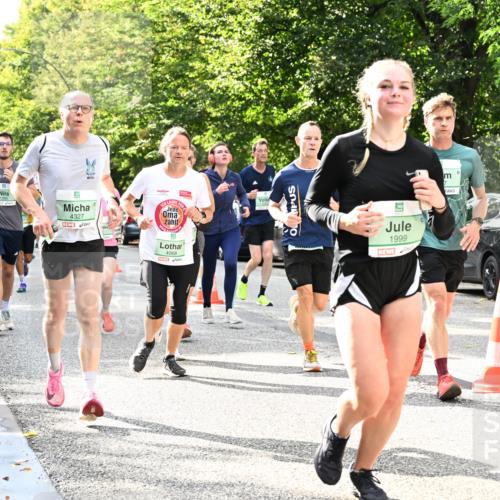 20.09.2026 - PSD Bank Halbmarathon Dr. Thomas Lammeyer http://msf.ph/oto/10497734 20.09.2026 10:48:05 Laufen 4327, 4068, 1999 meine-sportfotos.de