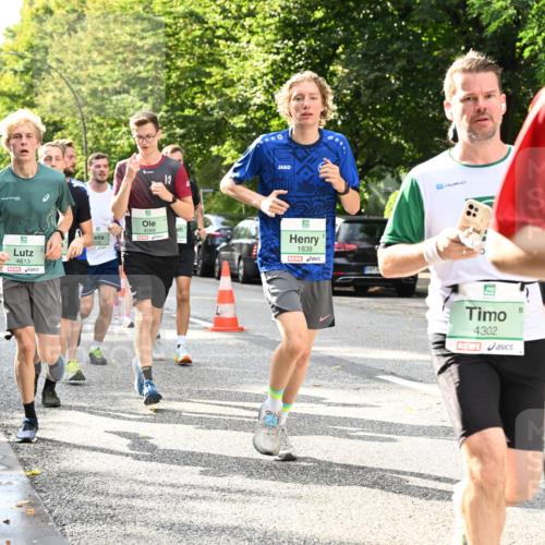 20.09.2026 - PSD Bank Halbmarathon Dr. Thomas Lammeyer http://msf.ph/oto/10497909 20.09.2026 10:48:31 Laufen 4613, 4589, 1839, 37, 4302 meine-sportfotos.de