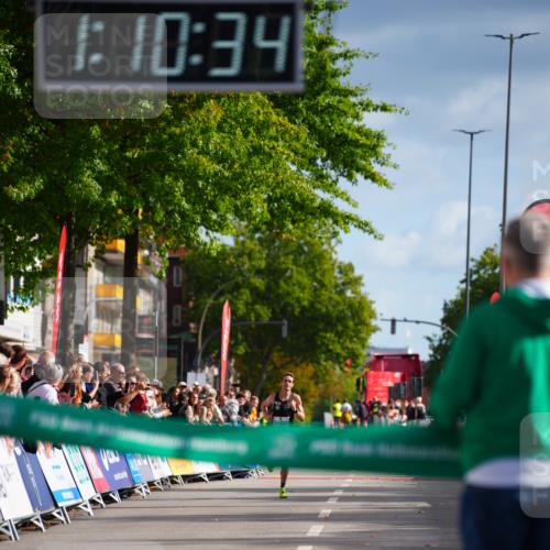 20.09.2026 - PSD Bank Halbmarathon LAZAROV Photography http://msf.ph/oto/10497946 20.09.2026 11:10:34 Ziel 1906 meine-sportfotos.de