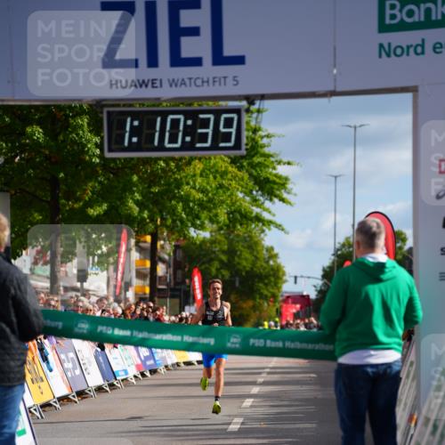 20.09.2026 - PSD Bank Halbmarathon LAZAROV Photography http://msf.ph/oto/10497951 20.09.2026 11:10:38 Ziel 1906 meine-sportfotos.de