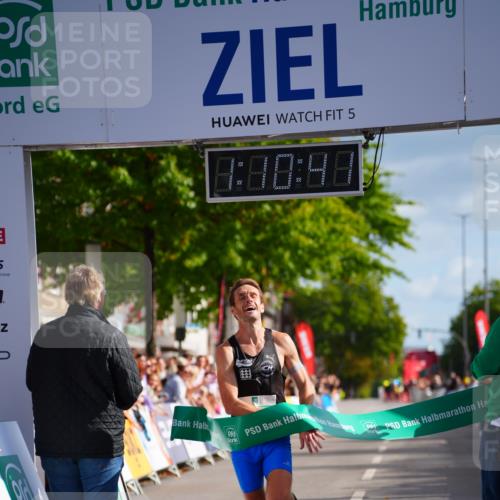 20.09.2026 - PSD Bank Halbmarathon LAZAROV Photography http://msf.ph/oto/10497972 20.09.2026 11:10:41 Ziel 1906 meine-sportfotos.de