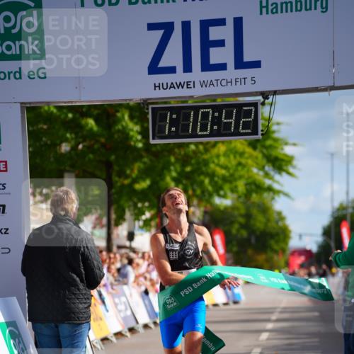 20.09.2026 - PSD Bank Halbmarathon LAZAROV Photography http://msf.ph/oto/10497975 20.09.2026 11:10:41 Ziel 1906 meine-sportfotos.de