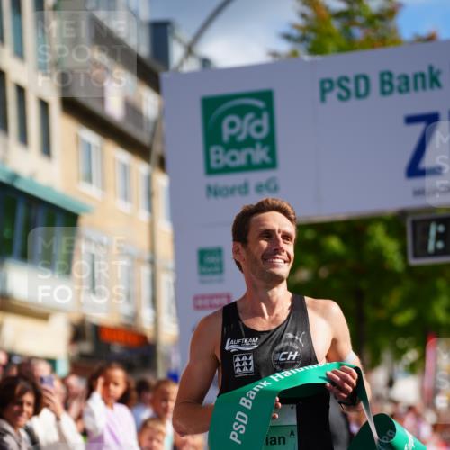 20.09.2026 - PSD Bank Halbmarathon LAZAROV Photography http://msf.ph/oto/10498000 20.09.2026 11:10:42 Ziel 1906 meine-sportfotos.de