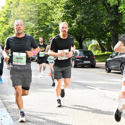 20.09.2026 - PSD Bank Halbmarathon Dr. Thomas Lammeyer http://msf.ph/oto/10498008 20.09.2026 10:48:42 Laufen 4115, 1179, 4683, 4223 meine-sportfotos.de