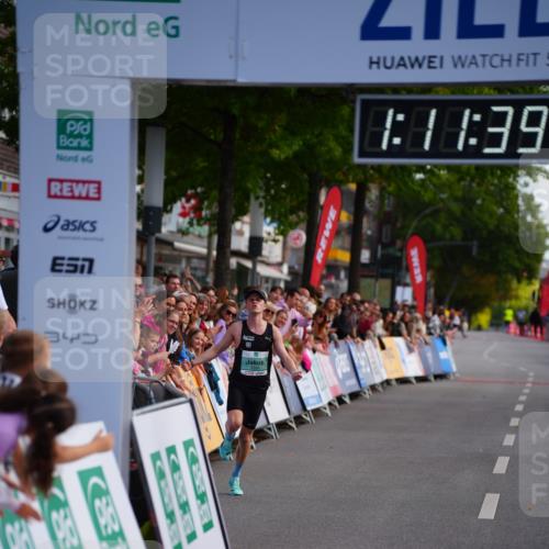 20.09.2026 - PSD Bank Halbmarathon LAZAROV Photography http://msf.ph/oto/10498018 20.09.2026 11:11:38 Ziel 3599 meine-sportfotos.de