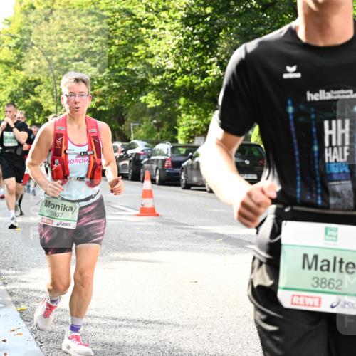 20.09.2026 - PSD Bank Halbmarathon Dr. Thomas Lammeyer http://msf.ph/oto/10498078 20.09.2026 10:48:49 Laufen 47, 3897, 3862 meine-sportfotos.de