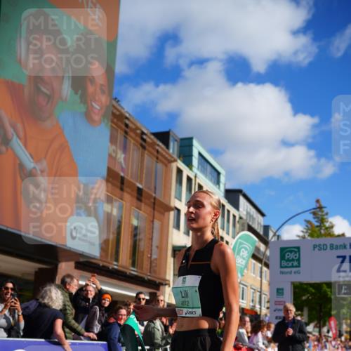20.09.2026 - PSD Bank Halbmarathon LAZAROV Photography http://msf.ph/oto/10498119 20.09.2026 11:14:47 Ziel 4152, 4512 meine-sportfotos.de