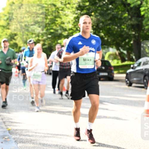 20.09.2026 - PSD Bank Halbmarathon Dr. Thomas Lammeyer http://msf.ph/oto/10498198 20.09.2026 10:49:02 Laufen  meine-sportfotos.de
