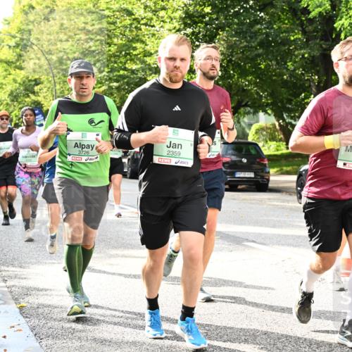 20.09.2026 - PSD Bank Halbmarathon Dr. Thomas Lammeyer http://msf.ph/oto/10498261 20.09.2026 10:49:09 Laufen 3726, 2359, 705, 2228 meine-sportfotos.de