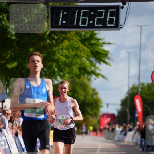 20.09.2026 - PSD Bank Halbmarathon LAZAROV Photography http://msf.ph/oto/10498277 20.09.2026 11:16:26 Ziel 1164, 3478 meine-sportfotos.de
