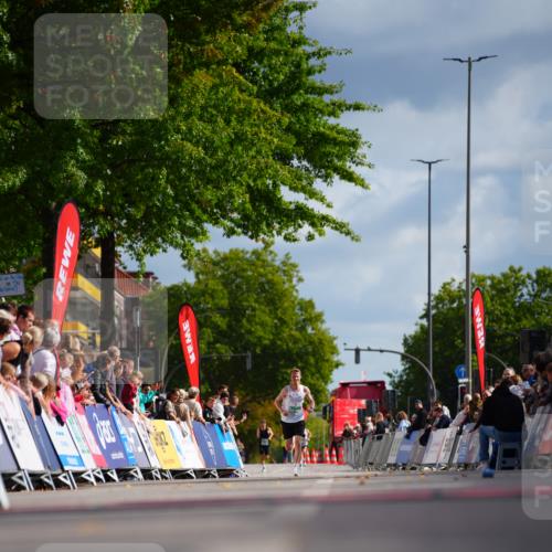 20.09.2026 - PSD Bank Halbmarathon LAZAROV Photography http://msf.ph/oto/10498320 20.09.2026 11:16:55 Ziel  meine-sportfotos.de
