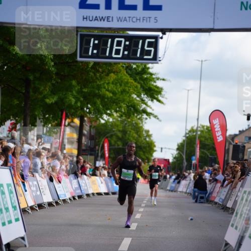 20.09.2026 - PSD Bank Halbmarathon LAZAROV Photography http://msf.ph/oto/10498394 20.09.2026 11:18:15 Ziel 1204, 1765 meine-sportfotos.de
