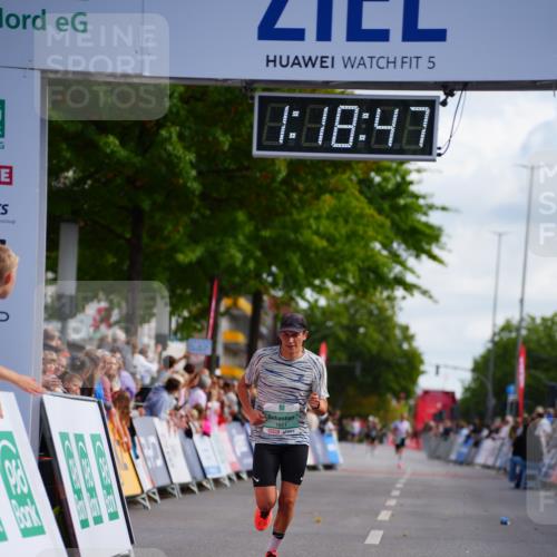 20.09.2026 - PSD Bank Halbmarathon LAZAROV Photography http://msf.ph/oto/10498425 20.09.2026 11:18:46 Ziel 1651 meine-sportfotos.de