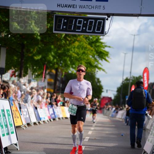 20.09.2026 - PSD Bank Halbmarathon LAZAROV Photography http://msf.ph/oto/10498435 20.09.2026 11:18:59 Ziel 3891 meine-sportfotos.de