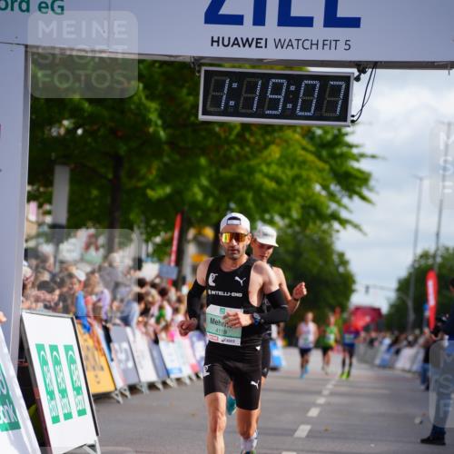 20.09.2026 - PSD Bank Halbmarathon LAZAROV Photography http://msf.ph/oto/10498445 20.09.2026 11:19:07 Ziel 3171, 3891, 4119 meine-sportfotos.de