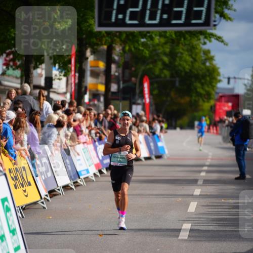 20.09.2026 - PSD Bank Halbmarathon LAZAROV Photography http://msf.ph/oto/10498501 20.09.2026 11:20:32 Ziel 1326 meine-sportfotos.de