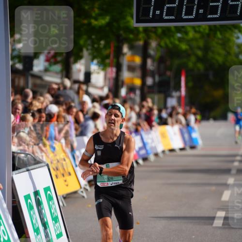20.09.2026 - PSD Bank Halbmarathon LAZAROV Photography http://msf.ph/oto/10498505 20.09.2026 11:20:34 Ziel 1326 meine-sportfotos.de