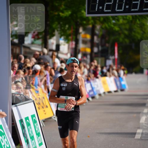 20.09.2026 - PSD Bank Halbmarathon LAZAROV Photography http://msf.ph/oto/10498506 20.09.2026 11:20:34 Ziel 1326 meine-sportfotos.de