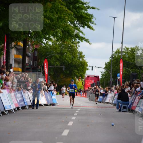20.09.2026 - PSD Bank Halbmarathon LAZAROV Photography http://msf.ph/oto/10498519 20.09.2026 11:21:32 Ziel  meine-sportfotos.de