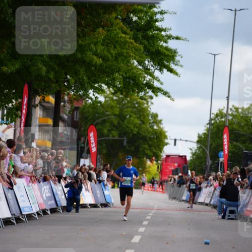 20.09.2026 - PSD Bank Halbmarathon LAZAROV Photography http://msf.ph/oto/10498524 20.09.2026 11:21:34 Ziel  meine-sportfotos.de