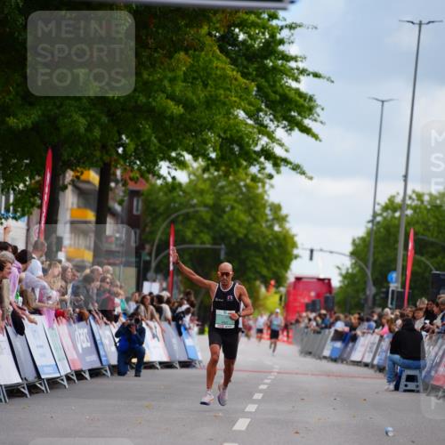 20.09.2026 - PSD Bank Halbmarathon LAZAROV Photography http://msf.ph/oto/10498543 20.09.2026 11:21:42 Ziel 1762 meine-sportfotos.de