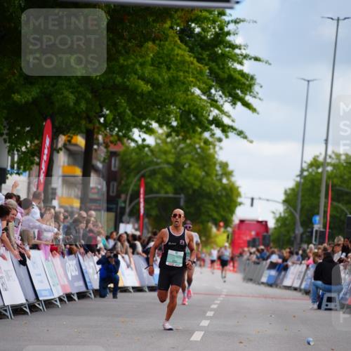 20.09.2026 - PSD Bank Halbmarathon LAZAROV Photography http://msf.ph/oto/10498545 20.09.2026 11:21:43 Ziel 1762, 4763 meine-sportfotos.de