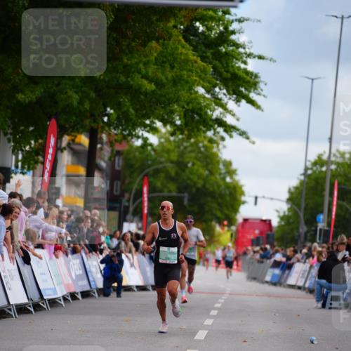 20.09.2026 - PSD Bank Halbmarathon LAZAROV Photography http://msf.ph/oto/10498547 20.09.2026 11:21:43 Ziel 1762, 4763 meine-sportfotos.de