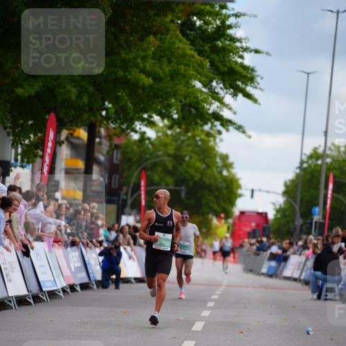 20.09.2026 - PSD Bank Halbmarathon LAZAROV Photography http://msf.ph/oto/10498548 20.09.2026 11:21:44 Ziel 1762, 4763 meine-sportfotos.de