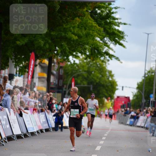 20.09.2026 - PSD Bank Halbmarathon LAZAROV Photography http://msf.ph/oto/10498549 20.09.2026 11:21:44 Ziel 1762, 4763 meine-sportfotos.de