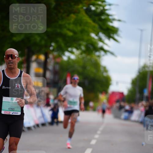 20.09.2026 - PSD Bank Halbmarathon LAZAROV Photography http://msf.ph/oto/10498553 20.09.2026 11:21:47 Ziel 1762, 2184, 4763 meine-sportfotos.de