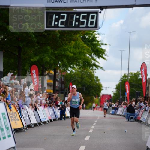 20.09.2026 - PSD Bank Halbmarathon LAZAROV Photography http://msf.ph/oto/10498575 20.09.2026 11:21:58 Ziel 1139, 2184 meine-sportfotos.de