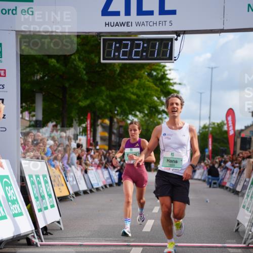 20.09.2026 - PSD Bank Halbmarathon LAZAROV Photography http://msf.ph/oto/10498587 20.09.2026 11:22:10 Ziel 1899, 3995 meine-sportfotos.de
