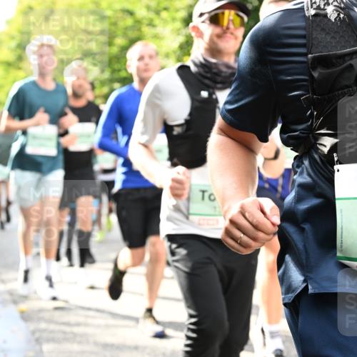 20.09.2026 - PSD Bank Halbmarathon Dr. Thomas Lammeyer http://msf.ph/oto/10498702 20.09.2026 10:49:25 Laufen 1984 meine-sportfotos.de