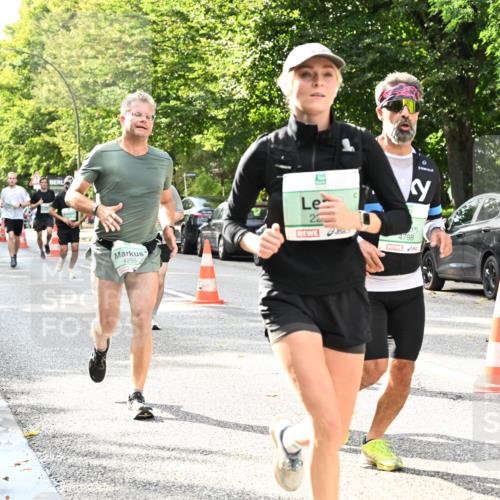 20.09.2026 - PSD Bank Halbmarathon Dr. Thomas Lammeyer http://msf.ph/oto/10498725 20.09.2026 10:49:27 Laufen 4255, 22, 4798 meine-sportfotos.de
