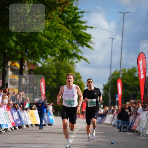 20.09.2026 - PSD Bank Halbmarathon LAZAROV Photography http://msf.ph/oto/10498741 20.09.2026 11:22:51 Ziel 2356, 3169, 3992 meine-sportfotos.de