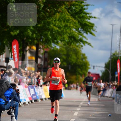 20.09.2026 - PSD Bank Halbmarathon LAZAROV Photography http://msf.ph/oto/10498788 20.09.2026 11:23:22 Ziel 1985, 3104, 3406 meine-sportfotos.de