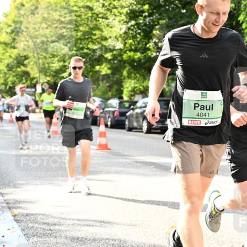 20.09.2026 - PSD Bank Halbmarathon Dr. Thomas Lammeyer http://msf.ph/oto/10498860 20.09.2026 10:49:40 Laufen 4041, 4043 meine-sportfotos.de