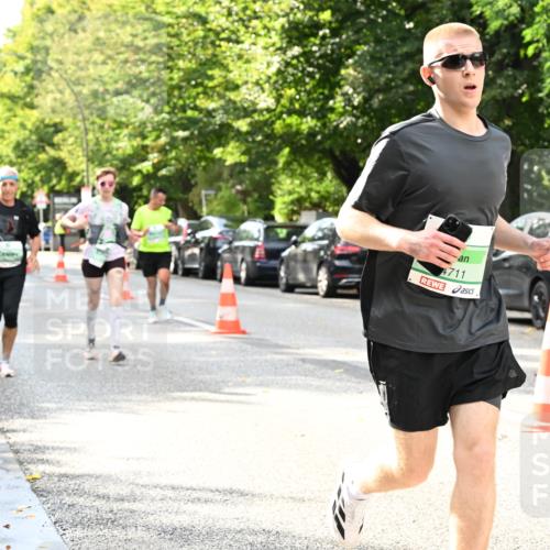 20.09.2026 - PSD Bank Halbmarathon Dr. Thomas Lammeyer http://msf.ph/oto/10498876 20.09.2026 10:49:42 Laufen 4711 meine-sportfotos.de