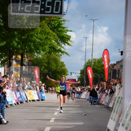 20.09.2026 - PSD Bank Halbmarathon LAZAROV Photography http://msf.ph/oto/10498909 20.09.2026 11:23:49 Ziel 1842, 3377 meine-sportfotos.de