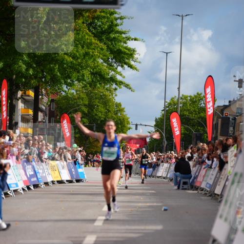 20.09.2026 - PSD Bank Halbmarathon LAZAROV Photography http://msf.ph/oto/10498921 20.09.2026 11:23:51 Ziel 1842, 3377 meine-sportfotos.de