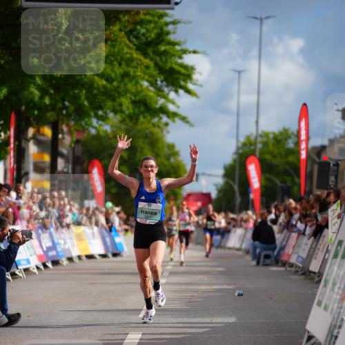 20.09.2026 - PSD Bank Halbmarathon LAZAROV Photography http://msf.ph/oto/10498927 20.09.2026 11:23:51 Ziel 1842, 3377 meine-sportfotos.de