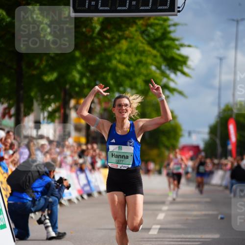 20.09.2026 - PSD Bank Halbmarathon LAZAROV Photography http://msf.ph/oto/10498939 20.09.2026 11:23:52 Ziel 1842, 3377 meine-sportfotos.de