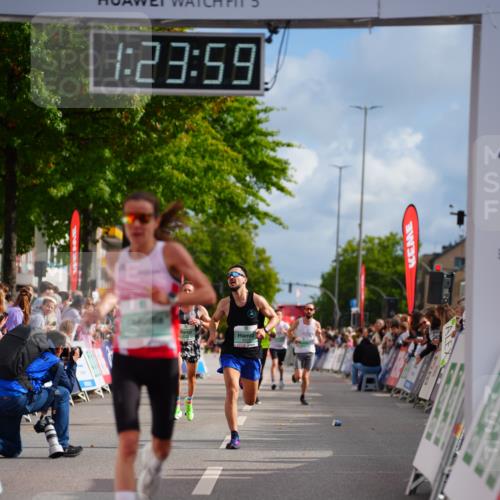 20.09.2026 - PSD Bank Halbmarathon LAZAROV Photography http://msf.ph/oto/10498962 20.09.2026 11:23:58 Ziel 1024, 2776, 3377, 4146, 4227 meine-sportfotos.de