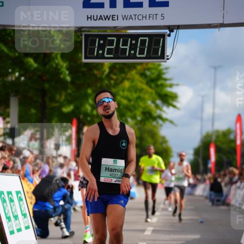 20.09.2026 - PSD Bank Halbmarathon LAZAROV Photography http://msf.ph/oto/10498977 20.09.2026 11:24:01 Ziel 1024, 2776, 3377, 4105, 4146, 4227, 4558 meine-sportfotos.de