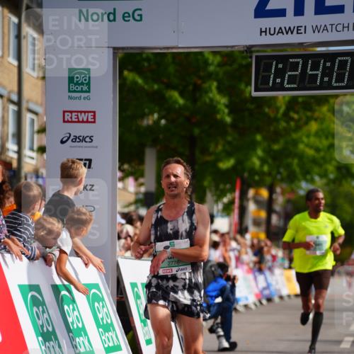 20.09.2026 - PSD Bank Halbmarathon LAZAROV Photography http://msf.ph/oto/10498989 20.09.2026 11:24:02 Ziel 1024, 2776, 2779, 4105, 4146, 4227, 4558 meine-sportfotos.de