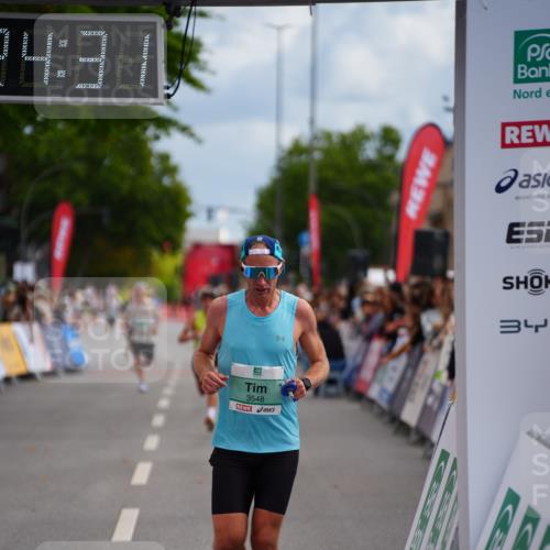 20.09.2026 - PSD Bank Halbmarathon LAZAROV Photography http://msf.ph/oto/10499105 20.09.2026 11:24:31 Ziel 2125, 2895, 3407, 3548 meine-sportfotos.de