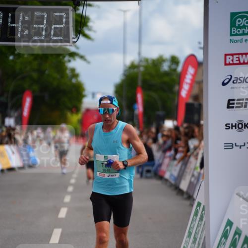 20.09.2026 - PSD Bank Halbmarathon LAZAROV Photography http://msf.ph/oto/10499108 20.09.2026 11:24:31 Ziel 2125, 2895, 3407, 3548 meine-sportfotos.de