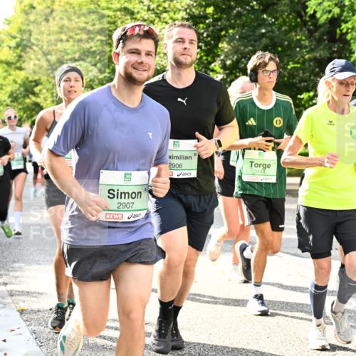 20.09.2026 - PSD Bank Halbmarathon Dr. Thomas Lammeyer http://msf.ph/oto/10499148 20.09.2026 10:50:11 Laufen 2907, 2906, 3148, 4090 meine-sportfotos.de